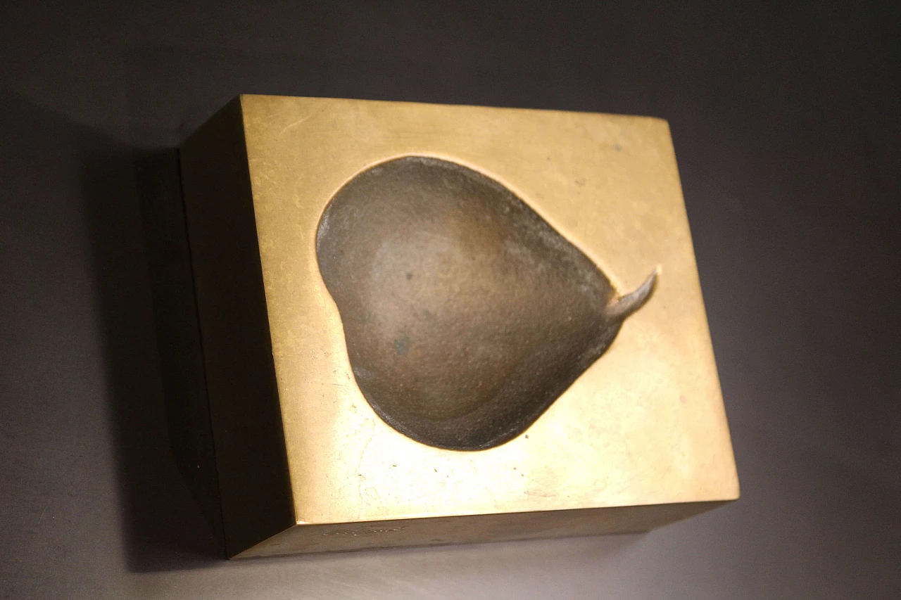 Pear-shaped ashtray in bronze signed Roy Adzak, 70s 1075582