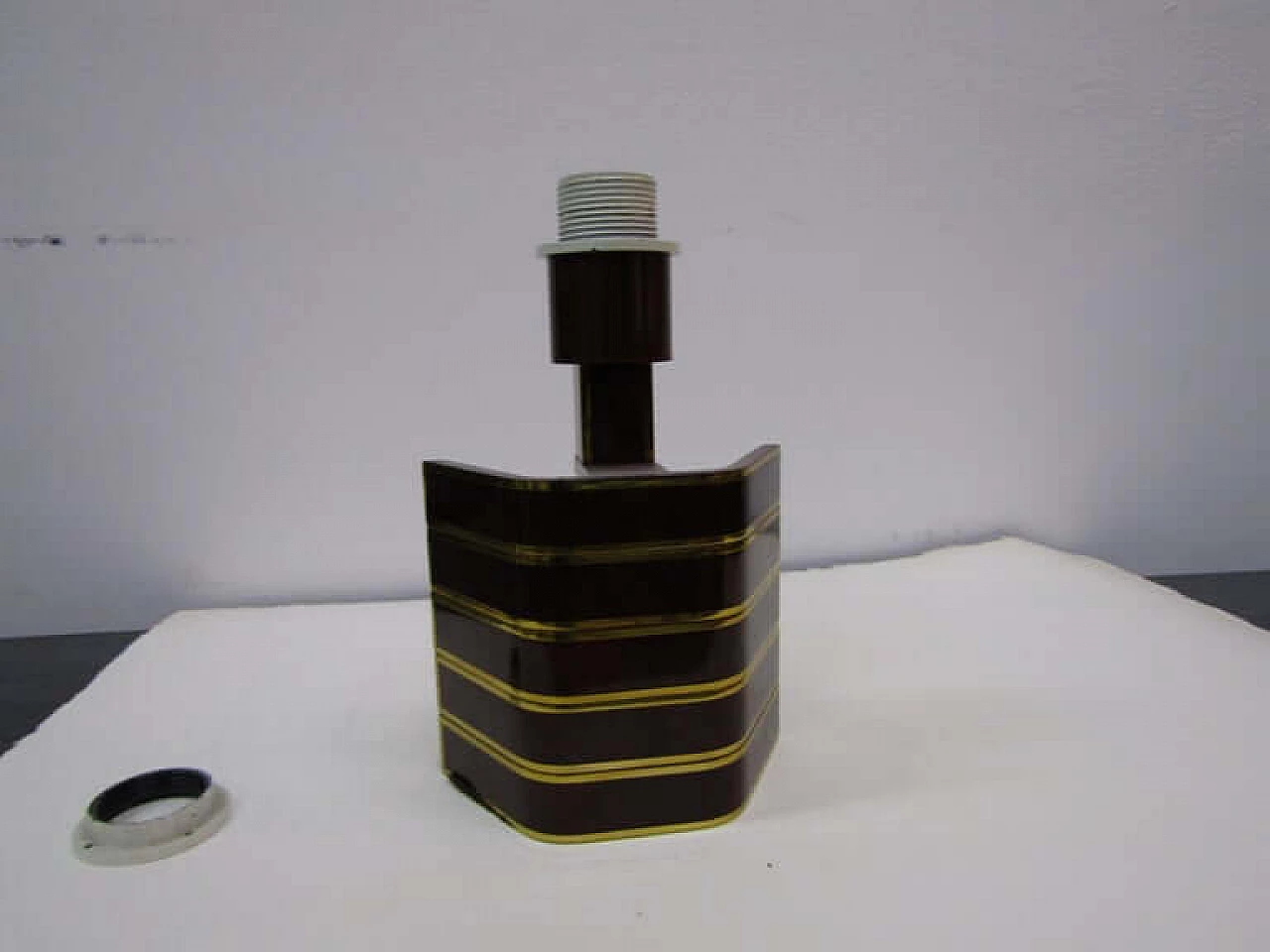 Brass table lamp, attributed to Romeo Rega, '70s 1075710