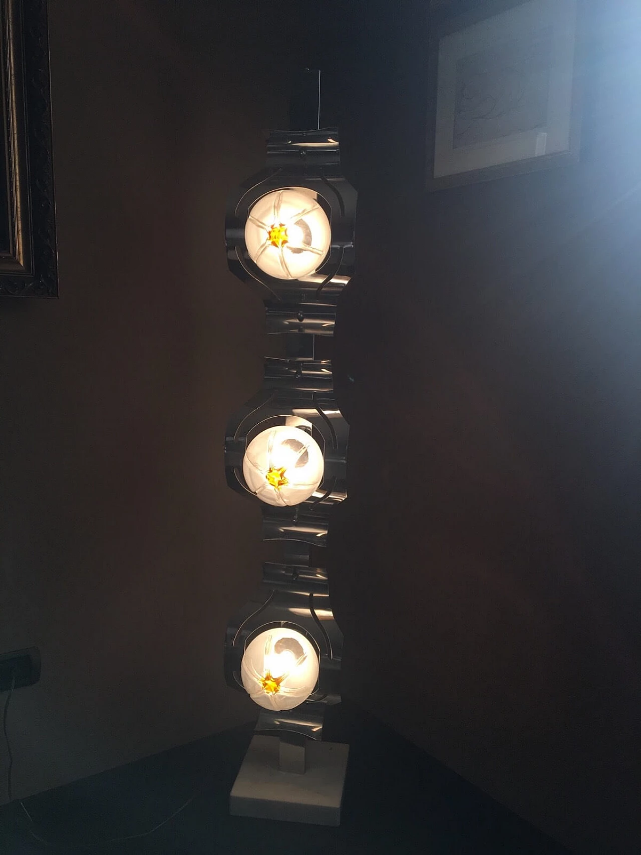 Sculpture lamp in steel and glass , 70's 5