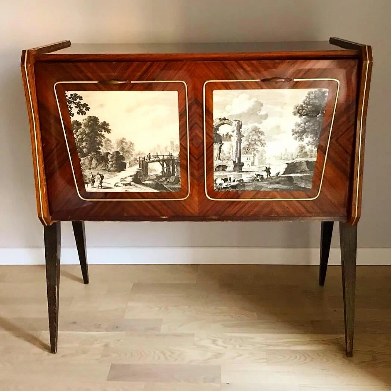 Mobile Bar in rovere laccato con paesaggio, anni '50 2