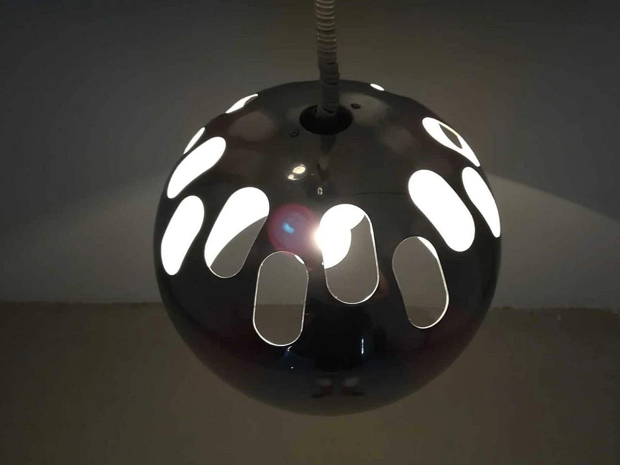 Lampadario cromato, con saliscendi, Luci illuminazione d'interni, anni '50 1076080