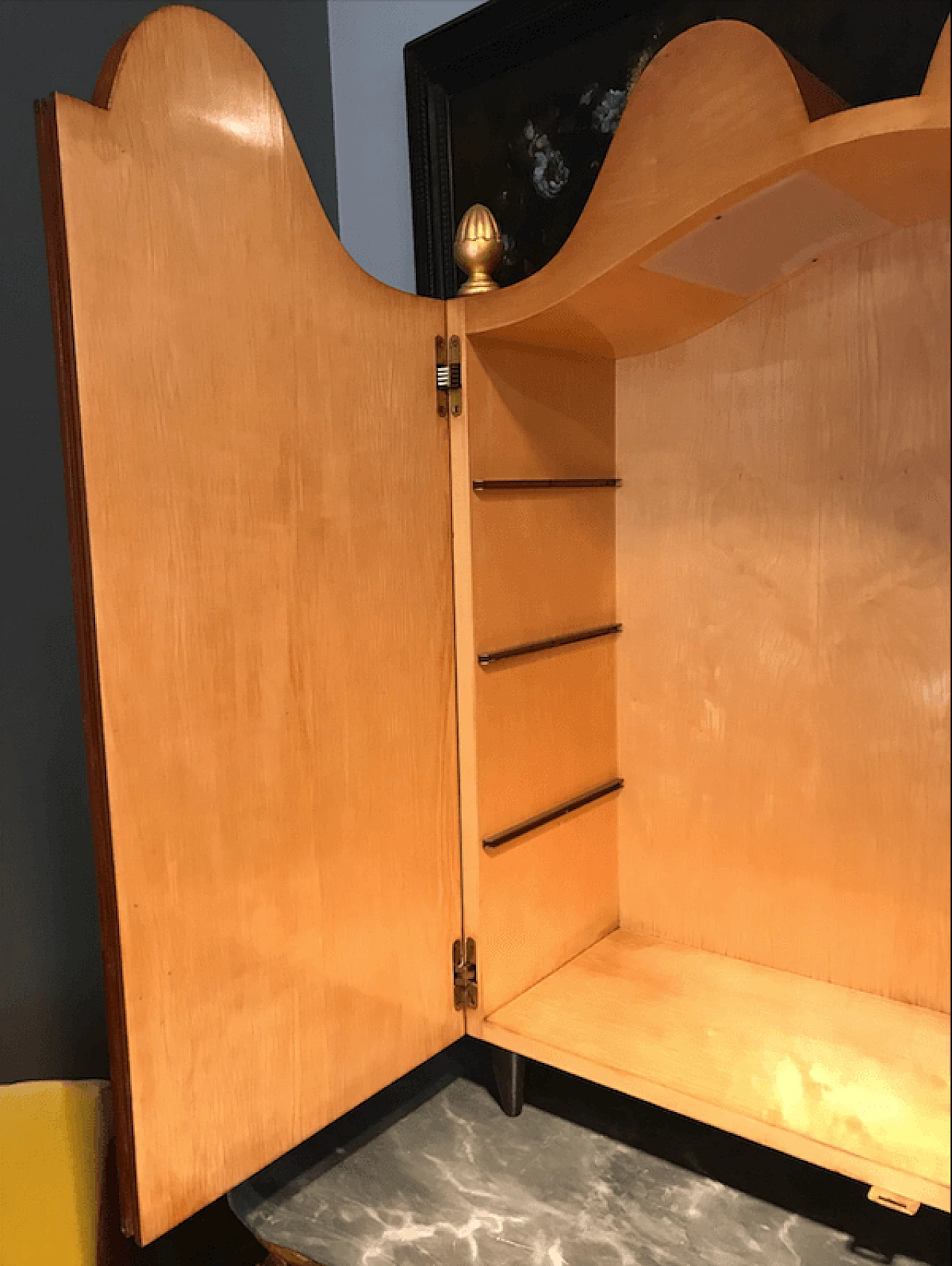 Mobile bar intarsiato e illuminato internamente, anni '50 6