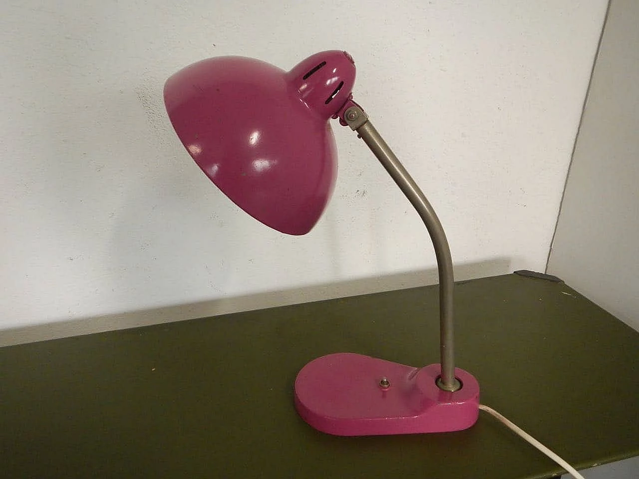 Lampada da ufficio Pollice Milano in metallo rosa, anni '60 1076964