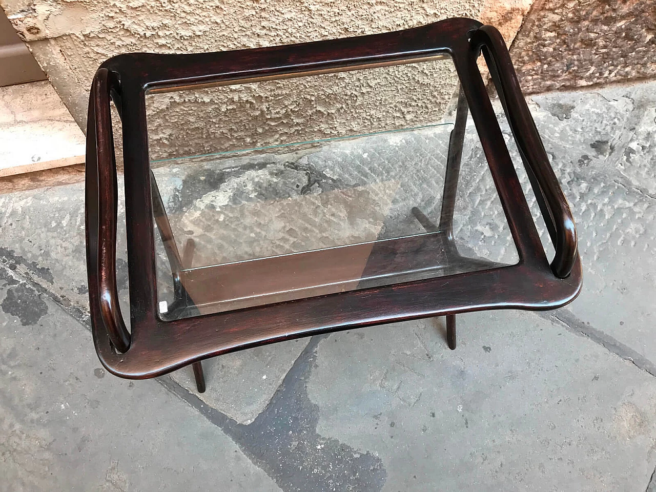 Magazine table with tray by Ico Parisi 3