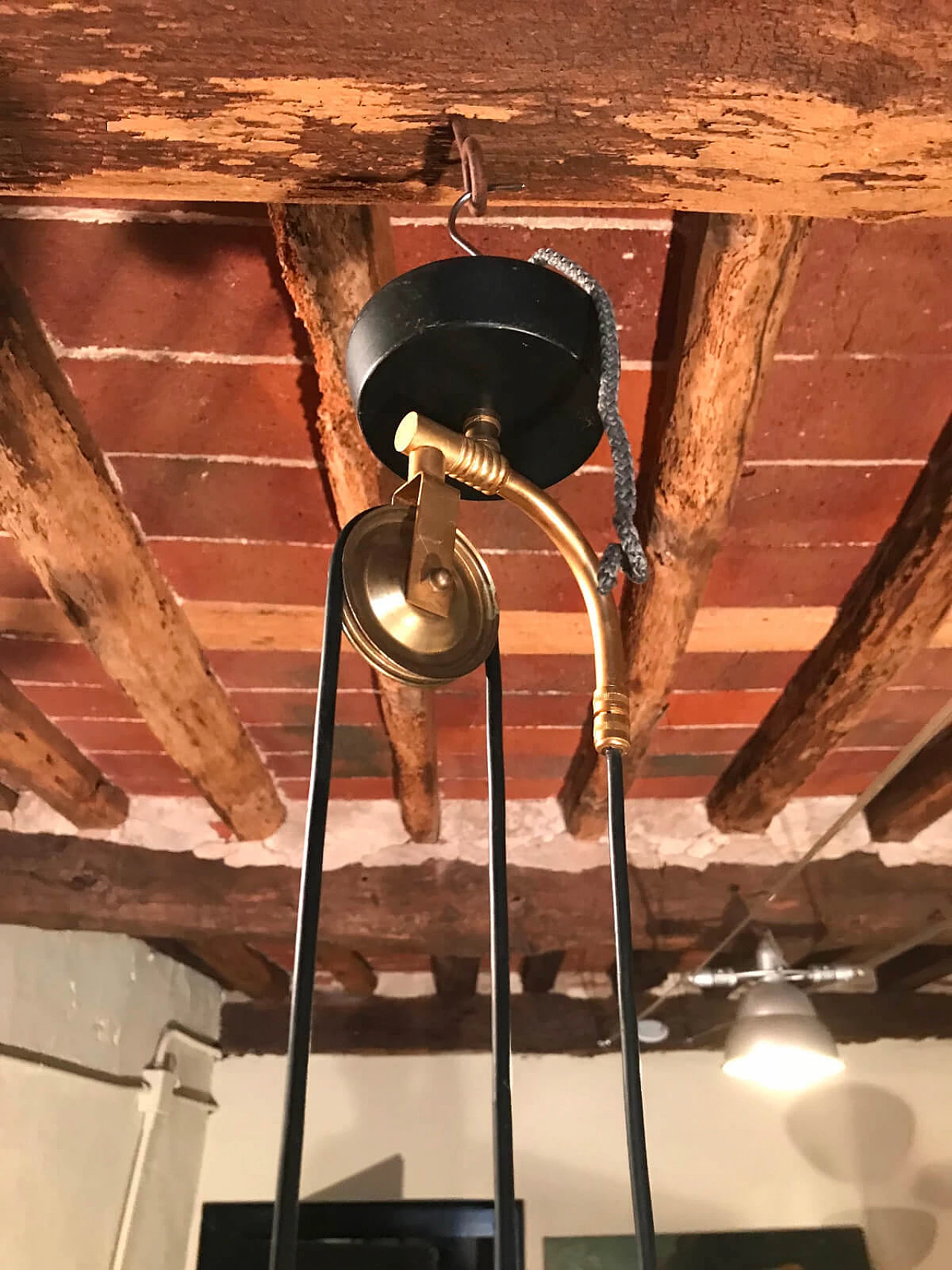 Lampada a sospensione in vetro arancione con saliscendi 3