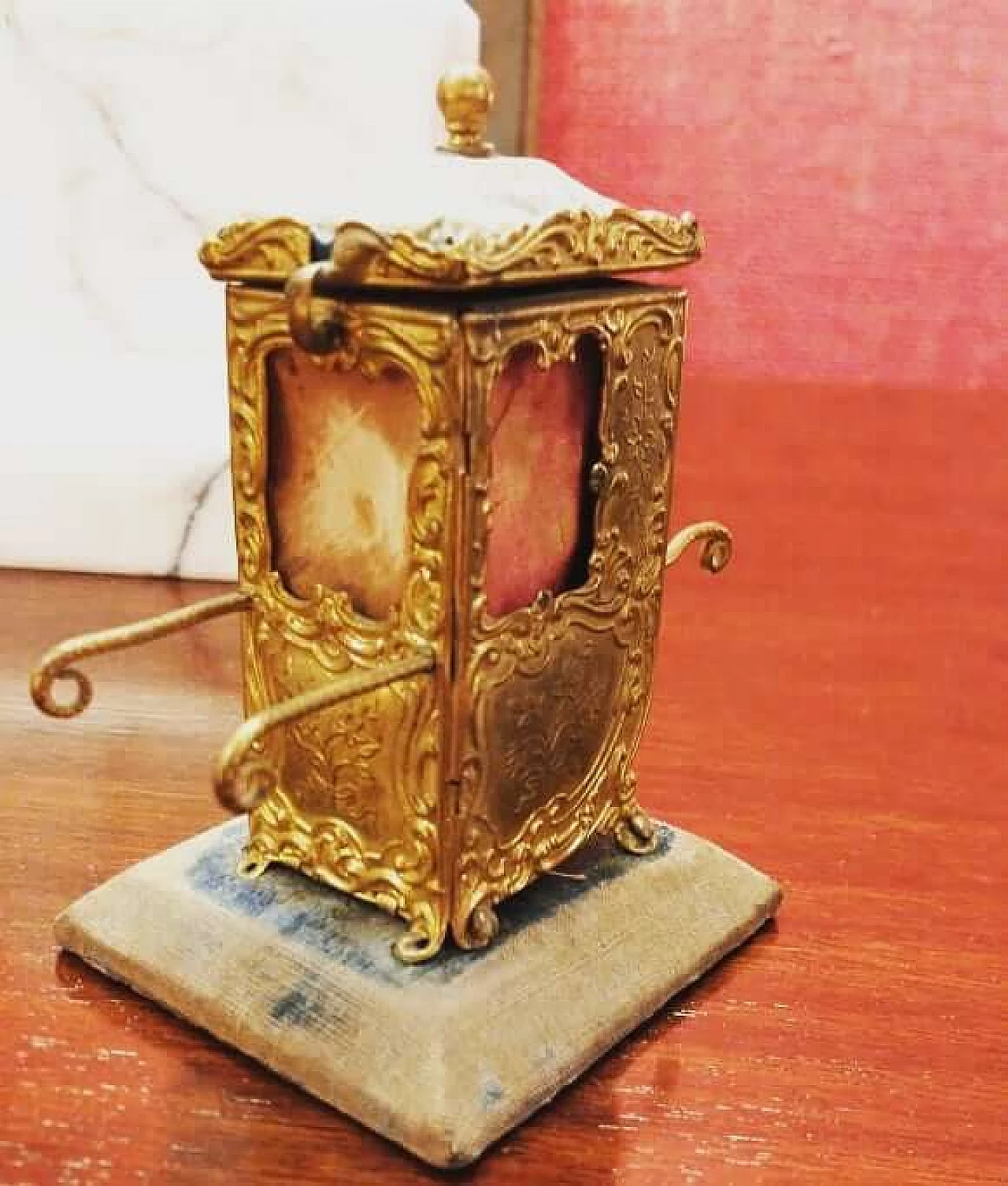 Piccola scatola ottone 1078455