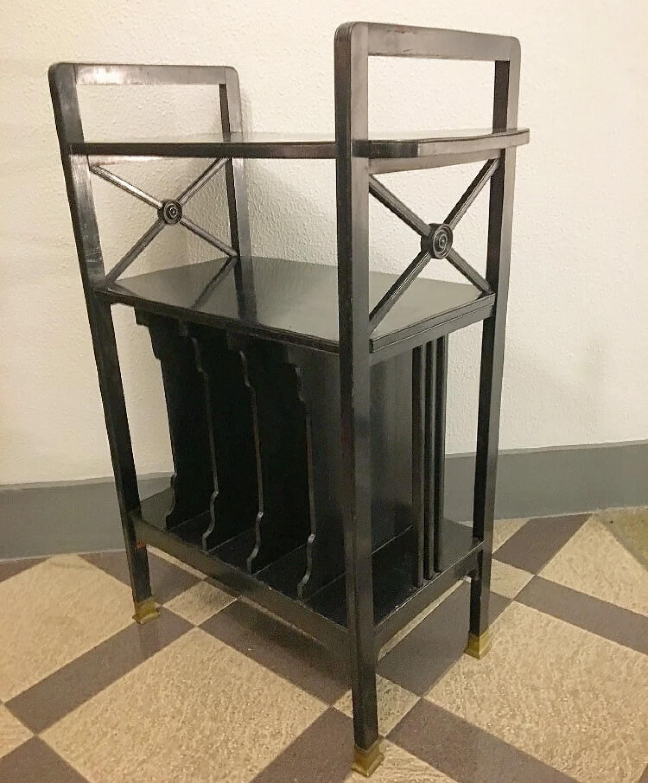Art Deco black lacquered Etagere in wood, 30s 4