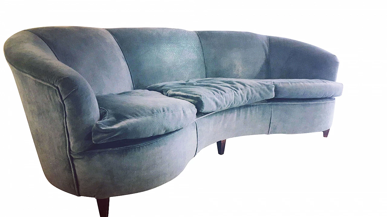 Sofa curvo, Atelier Borsani, velluto azzurro, anni '50 1079310