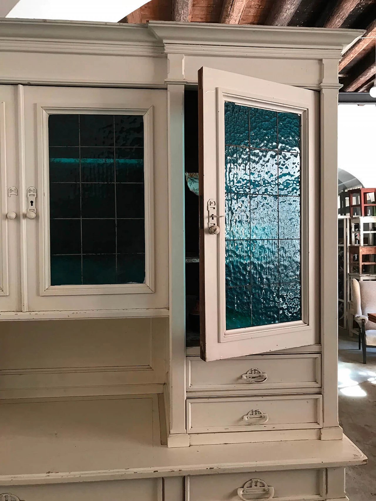 Credenza da cucina verniciata bianca 4