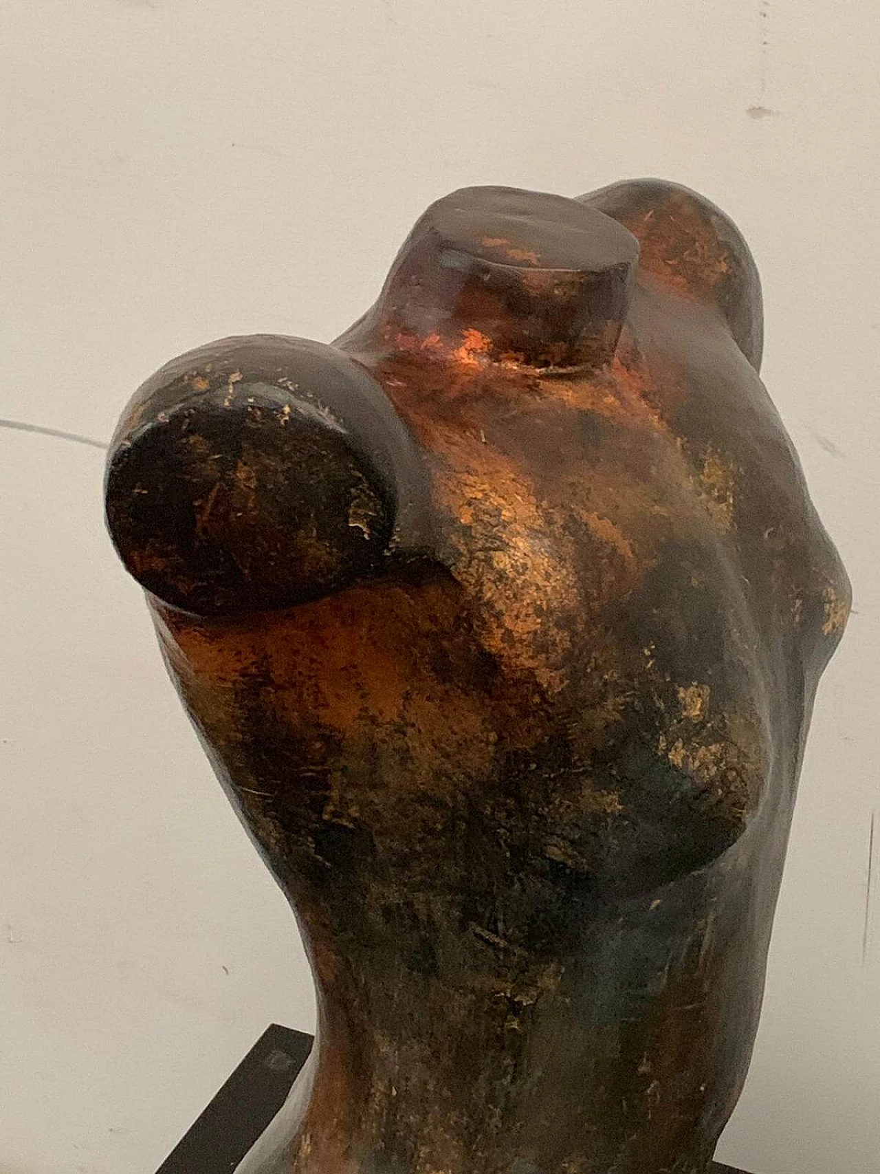 Busto in resina patinato a cromi metallici, anni '90 1080418