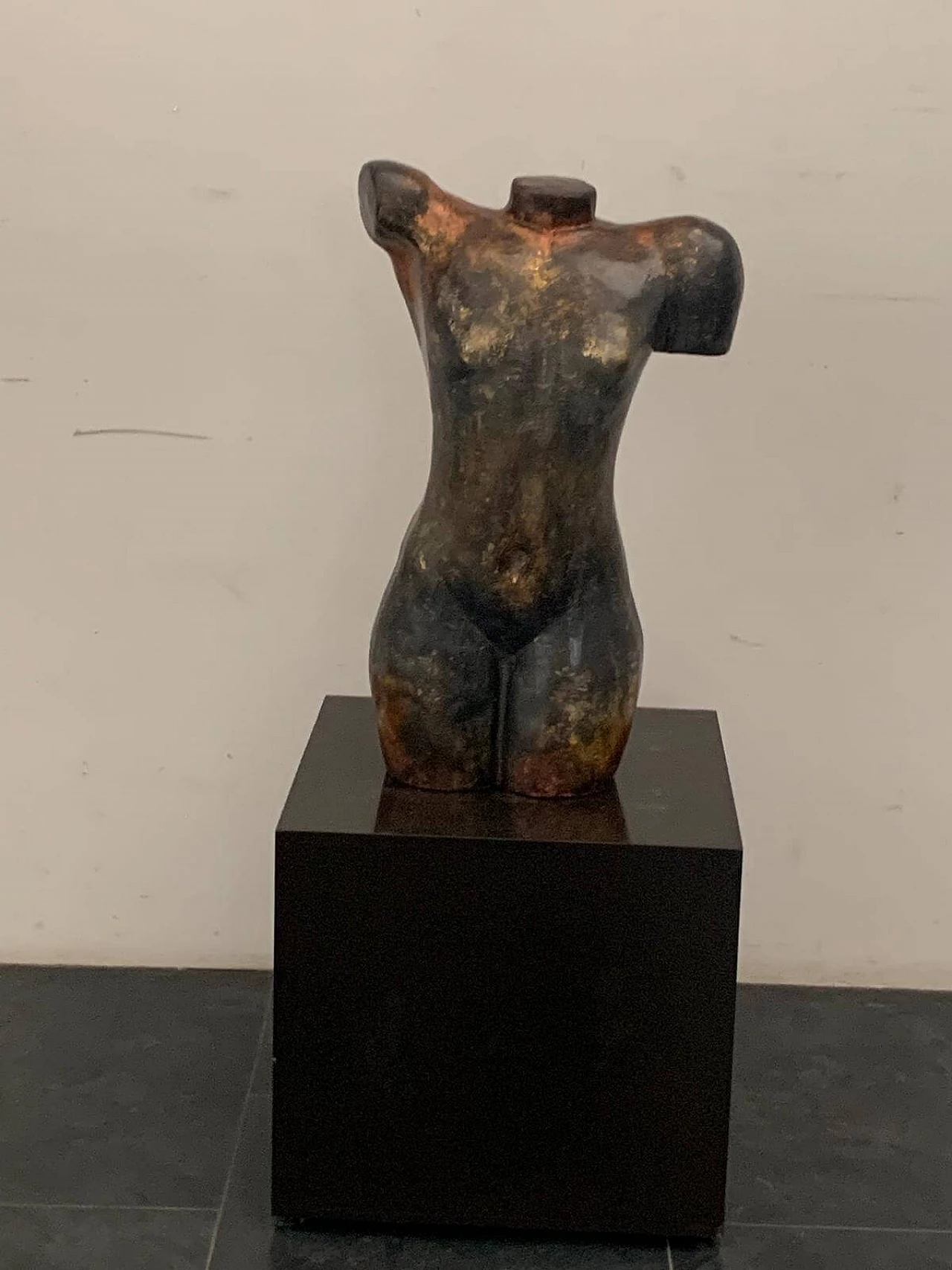 Woman bust in resin patinated with metallic chrome, '90s 1080425