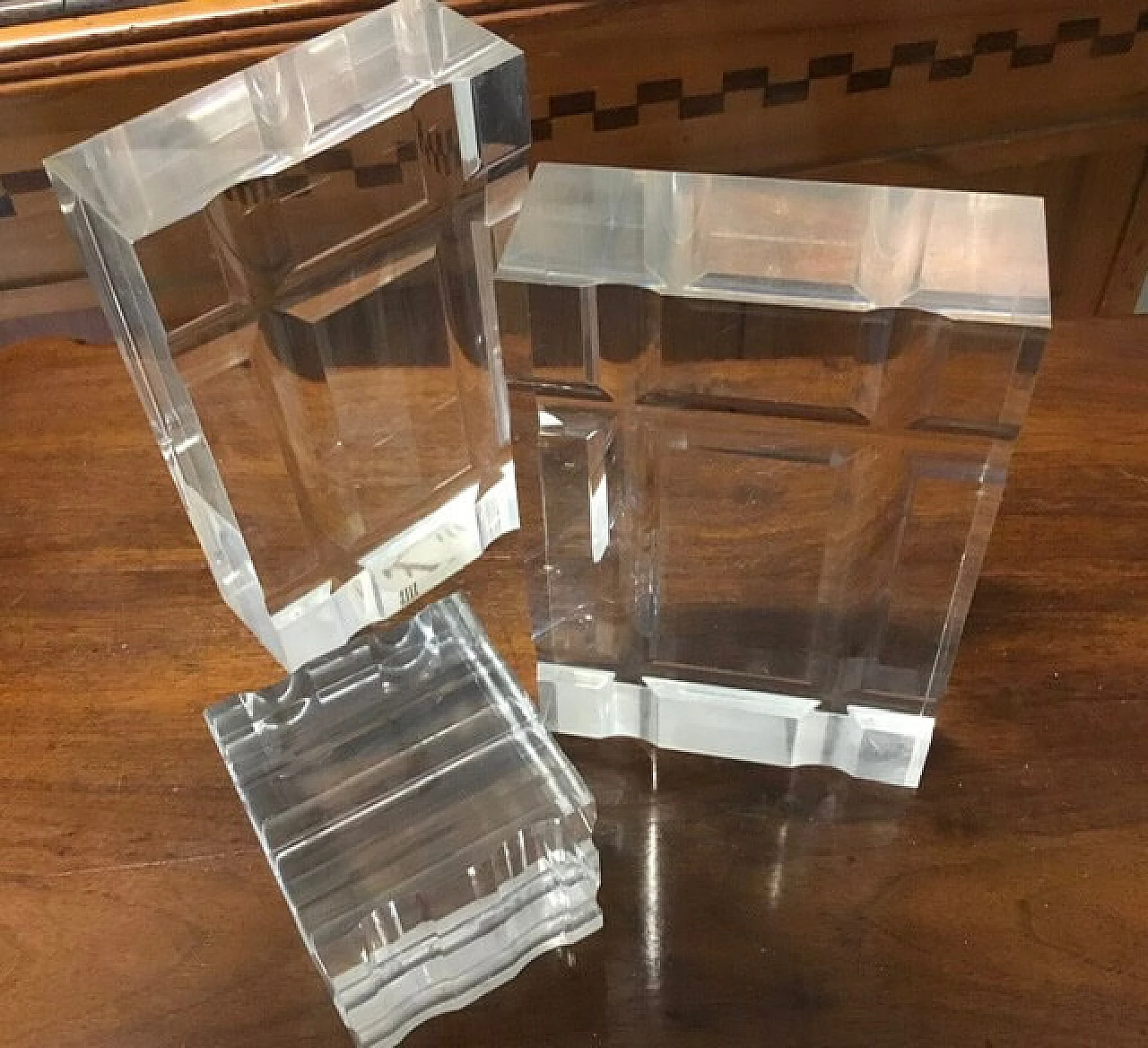 Pair of bookends and a plexiglass paperweight, 70s 1080548