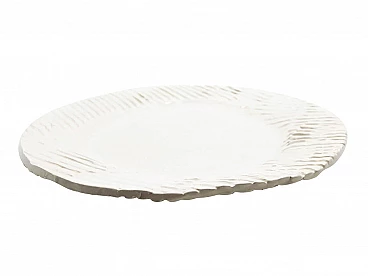 Piatto piano in ceramica smaltata bianca, produzione OVO