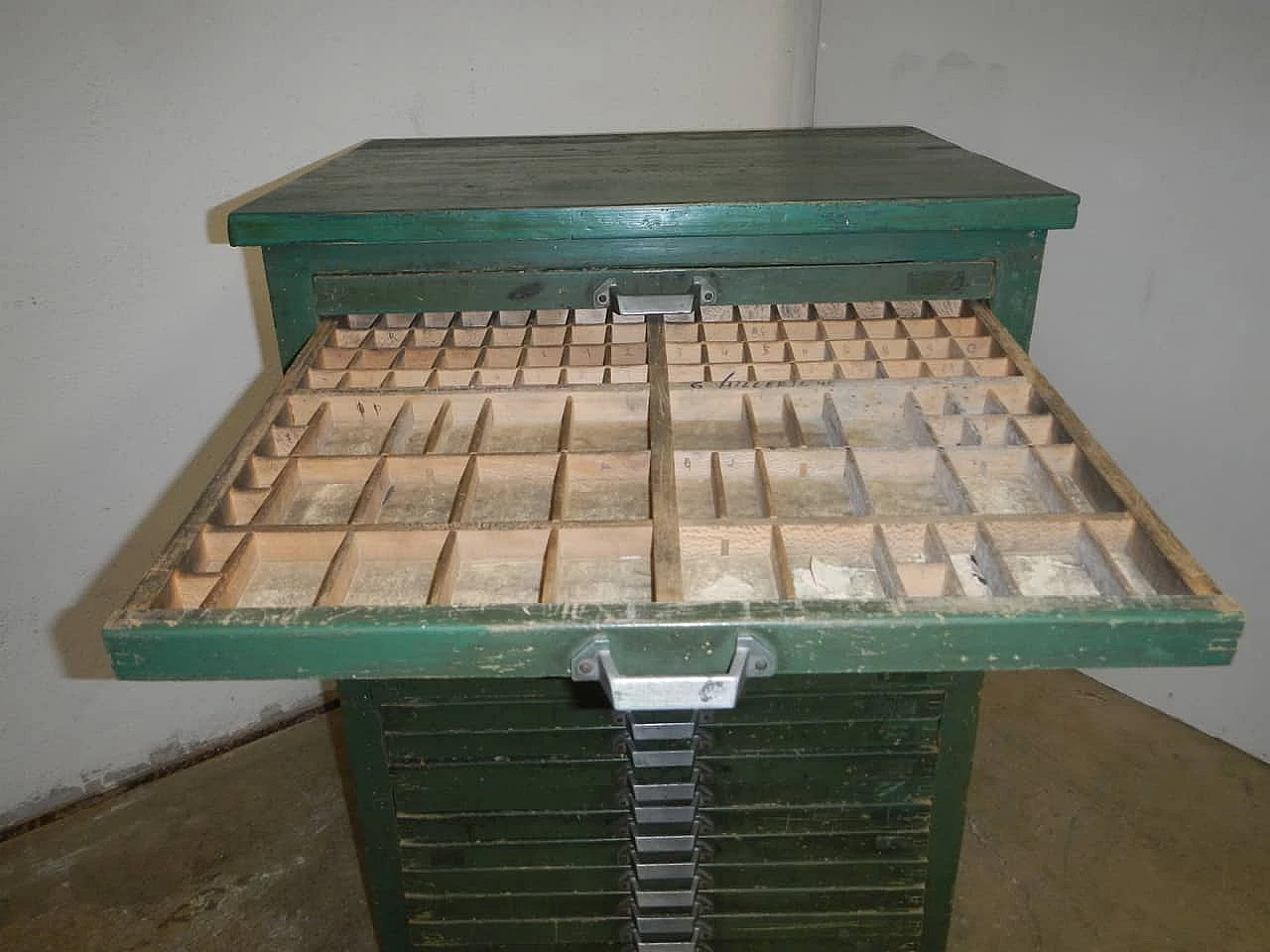Cassettiera da tipografia, anni '50 1082831