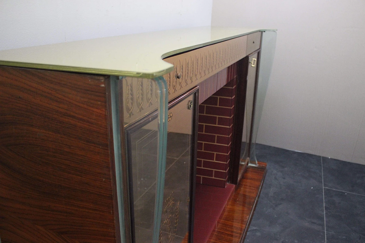 Bar cabinet in the form of a fireplace in rosewood and glass attributed to Fontana Arte, 1950s 1083465