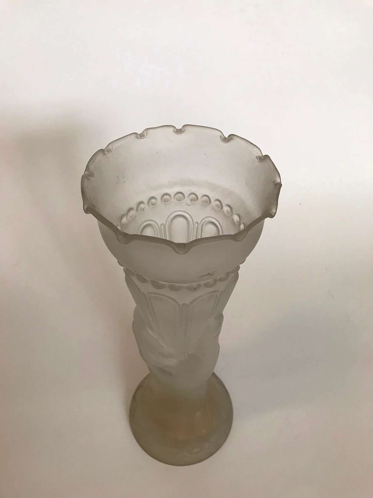 Vaso mano con cornucopia 5