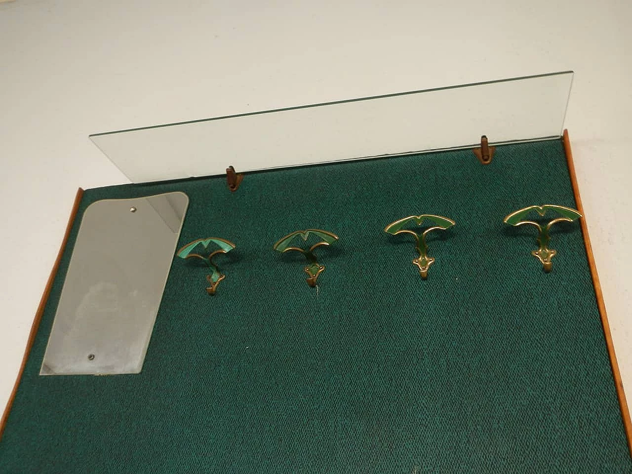 Pannello da muro da entrata con ganci e specchio, anni '70 1083748