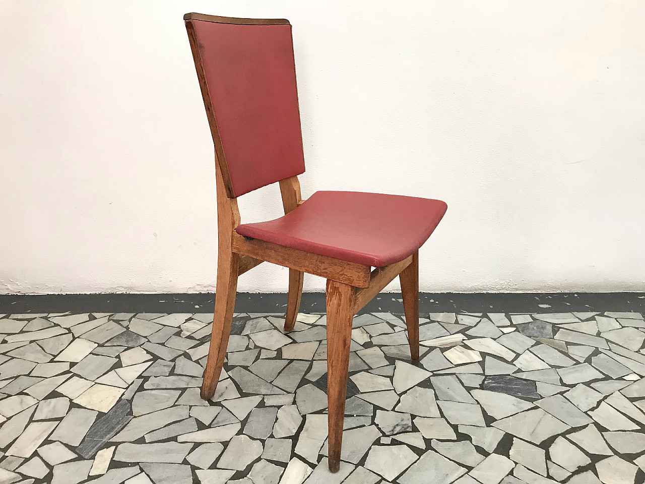 6 wooden chairs and red skai, 50's 3