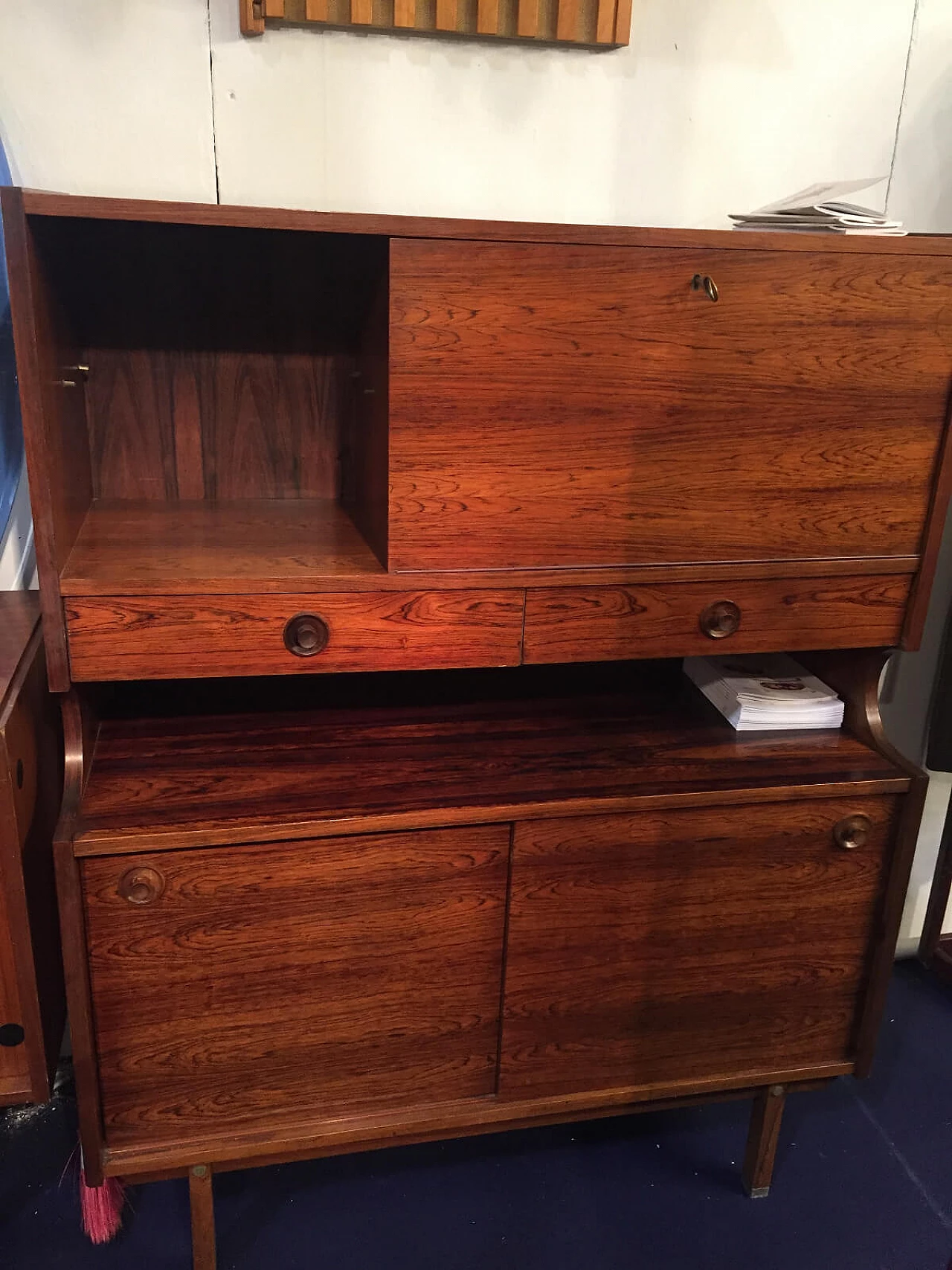 Rosewood sideboard, '60s 4