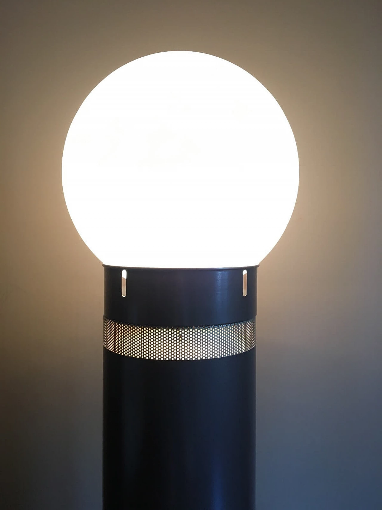 Lamp "Oracolo" by Gae Aulenti 3