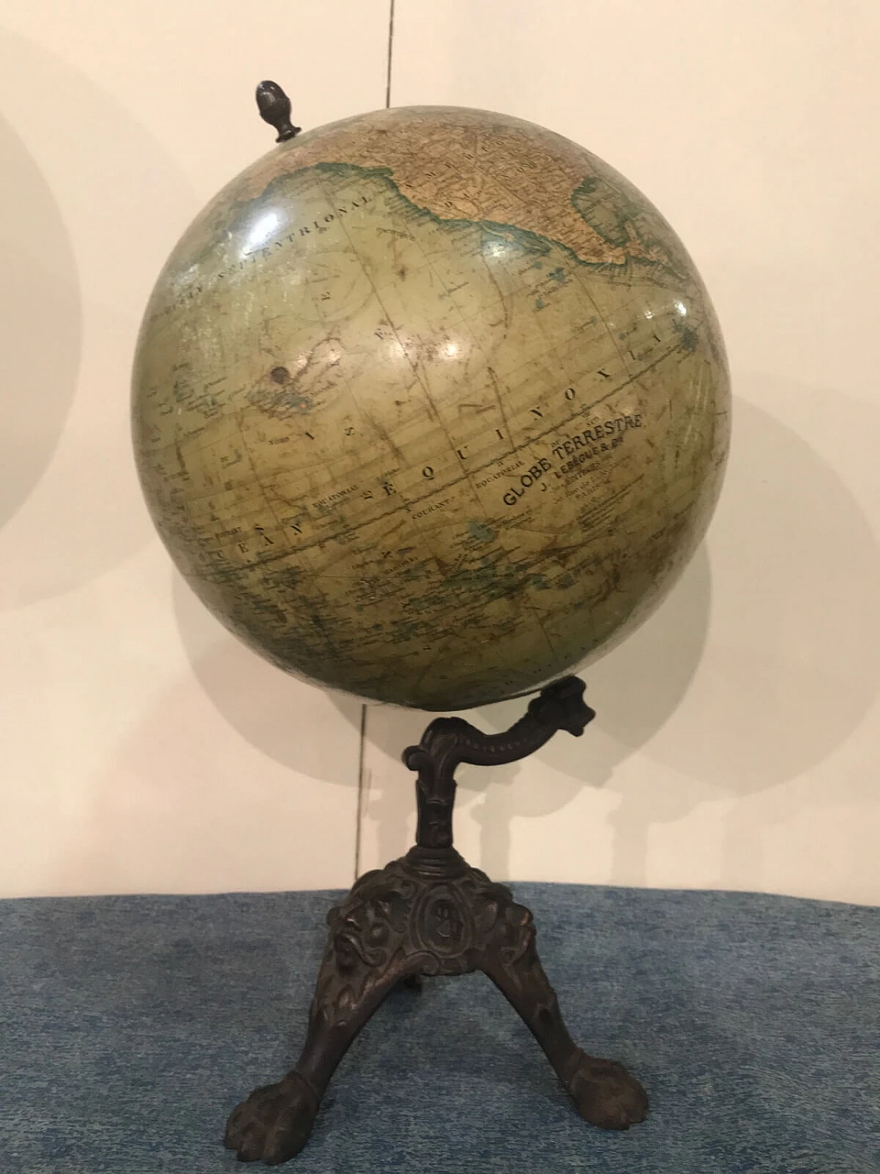 French terrestrial globe by J. Lebegue & Cie, Paris 2