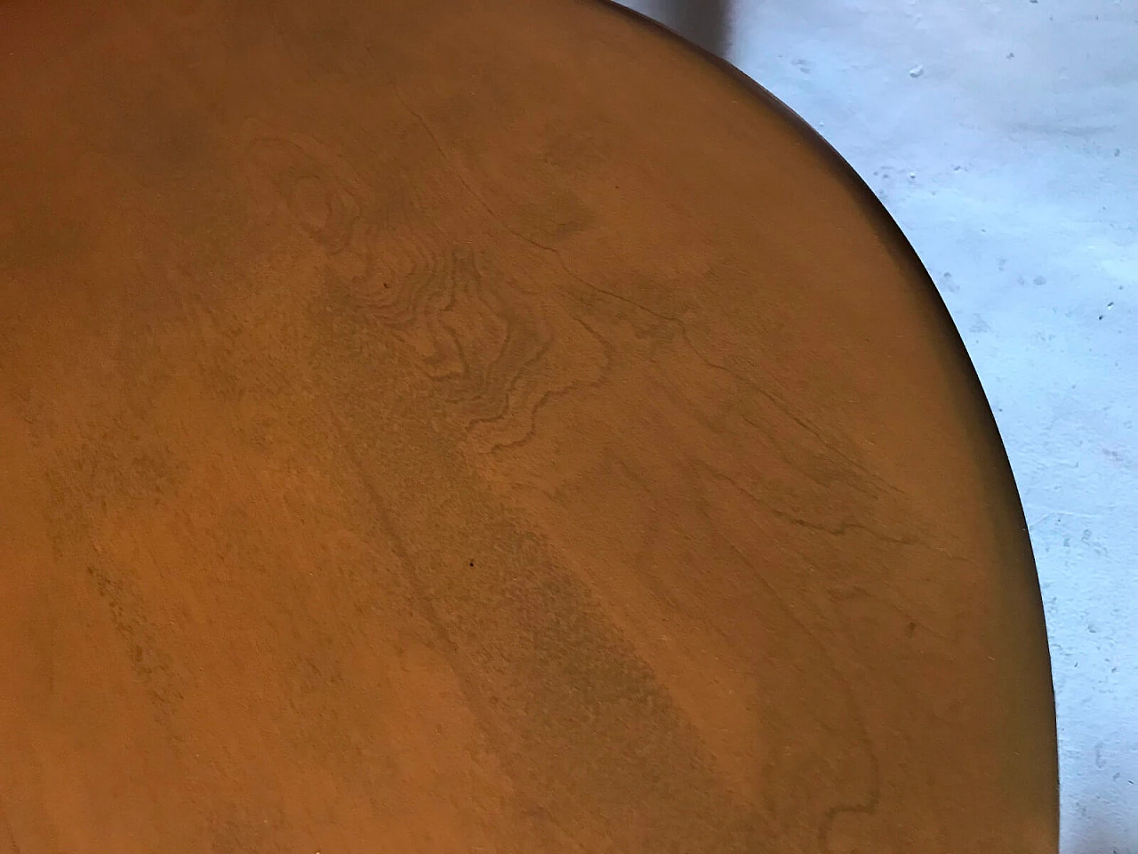 Round revolving birch coffee table, H. Wakefield, 1950s 1051651
