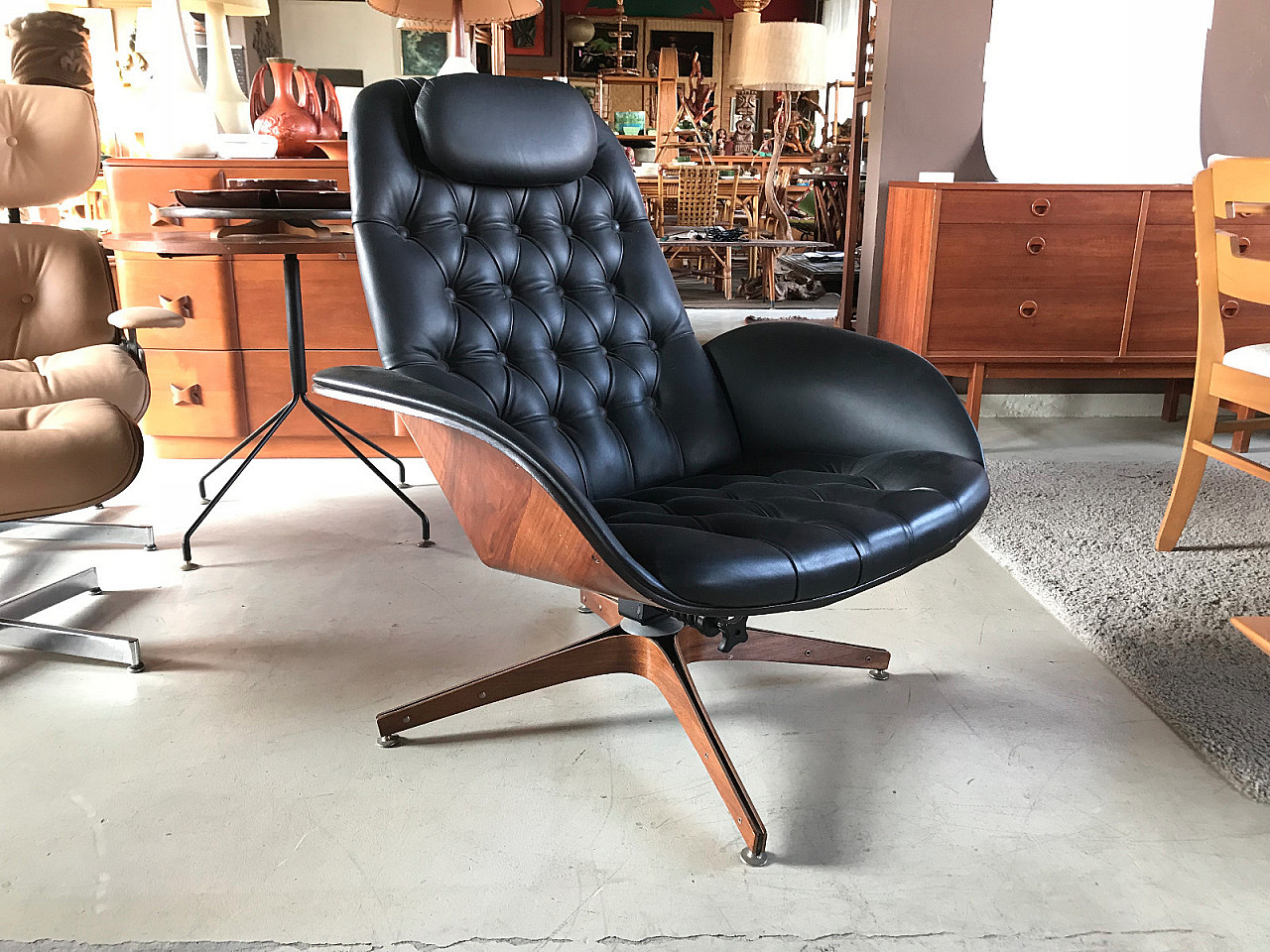 American swivel chair by George Mulhauser for Plycraft 3