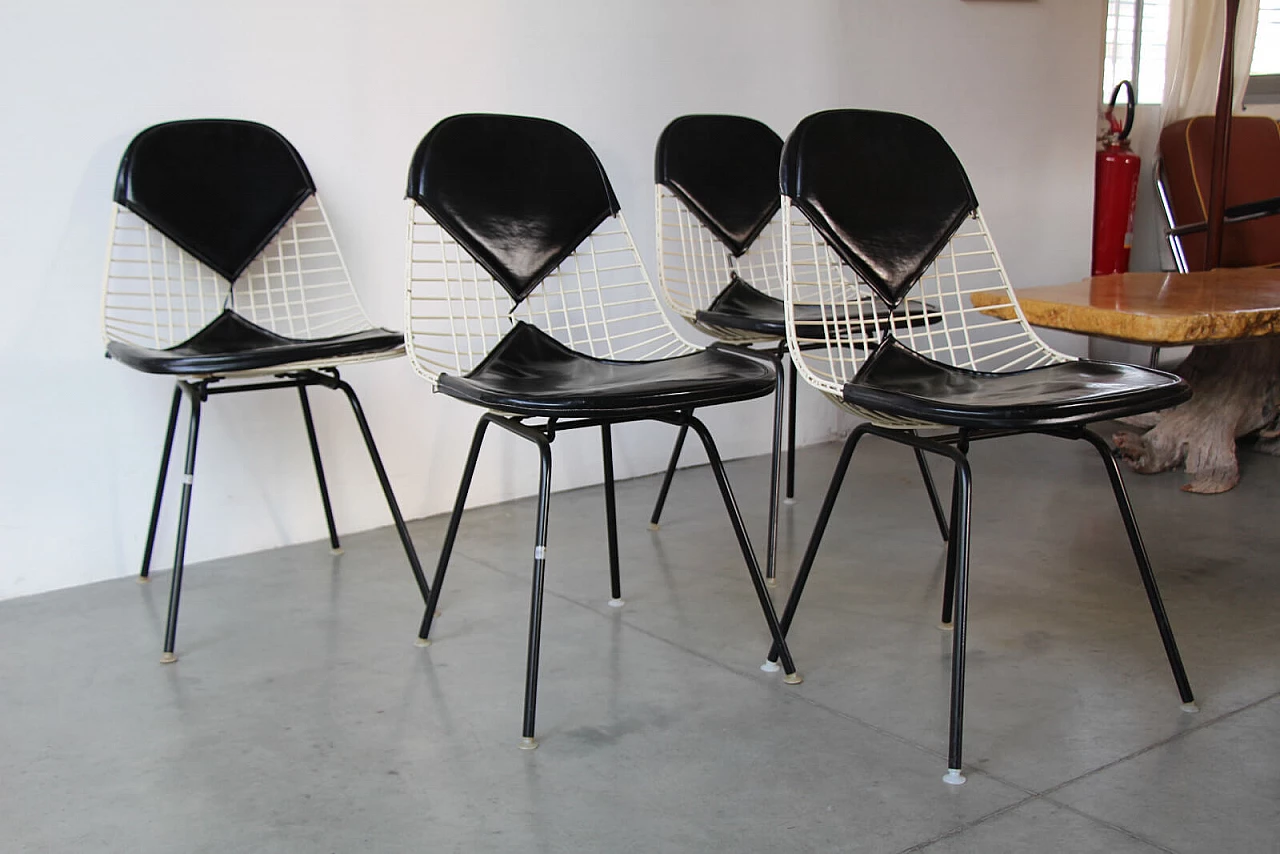 4 black chairs "Wire" or "Bikini" by C.R. Eames for H. Miller, 50s 2