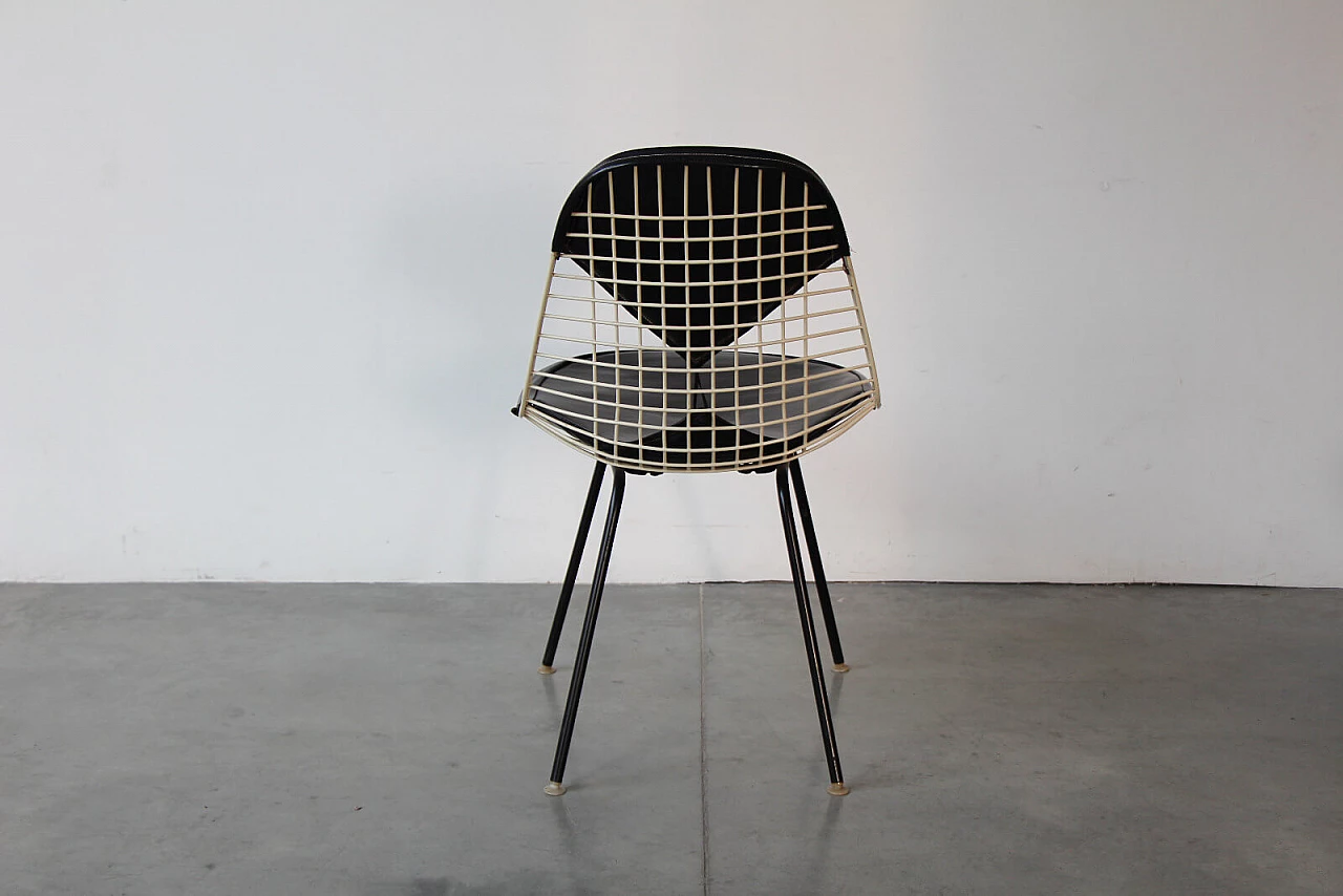 4 sedie nere "Wire" o "Bikini" di C.R. Eames  per H. Miller, anni '50 7
