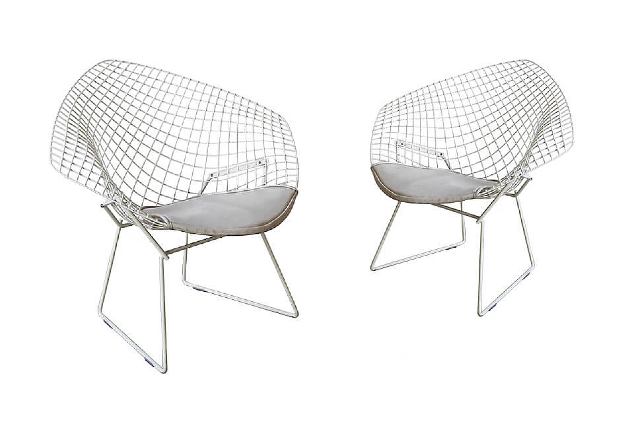 Pair of "Diamond" armchairs by Harry Bertoia for Knoll 1