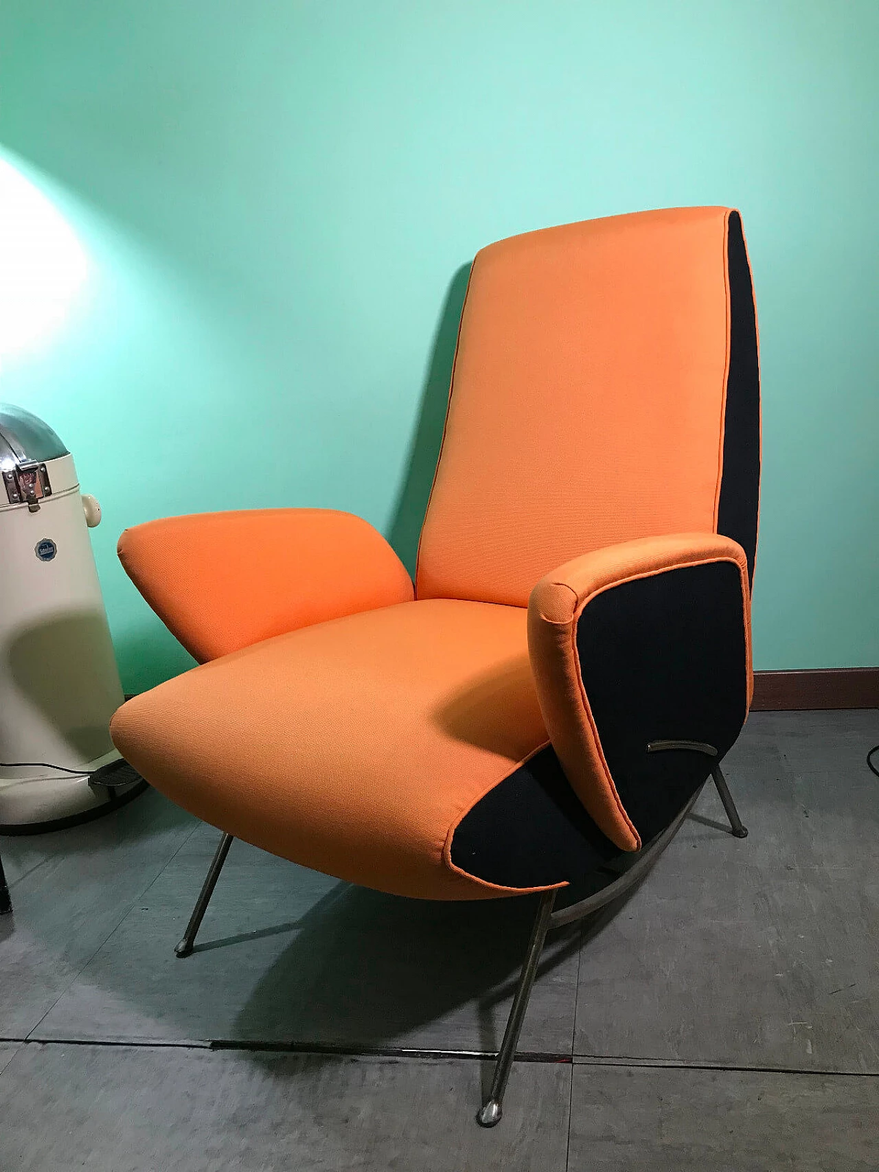 Italian armchair by Nino Zoncada, 50's 2