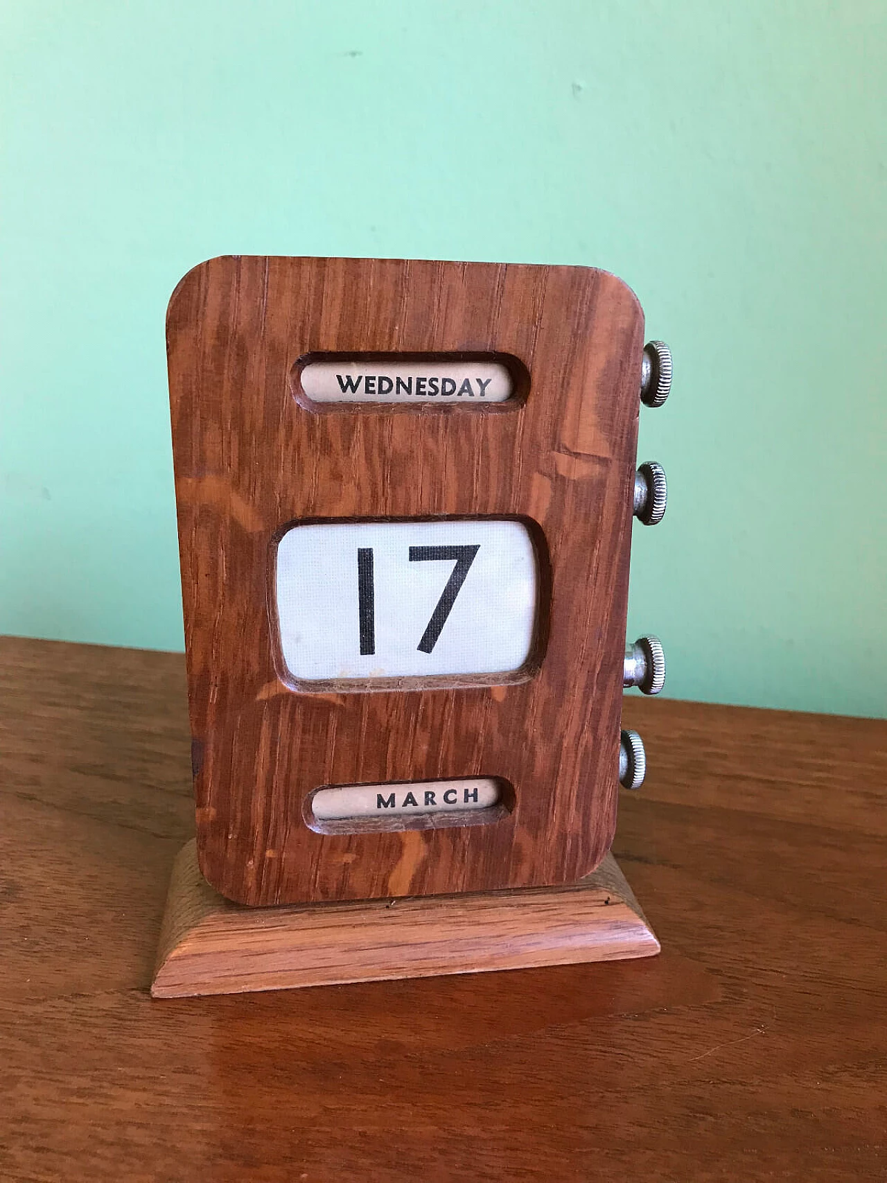 Calendario perpetuo da appoggio inglese in rovere  1052390