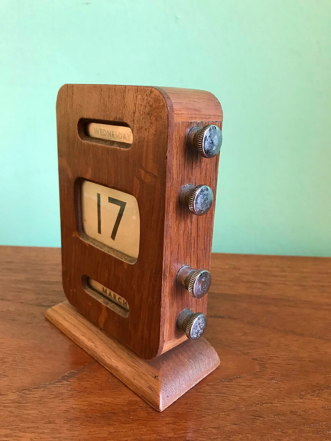 Calendario perpetuo da appoggio inglese in rovere  1052391