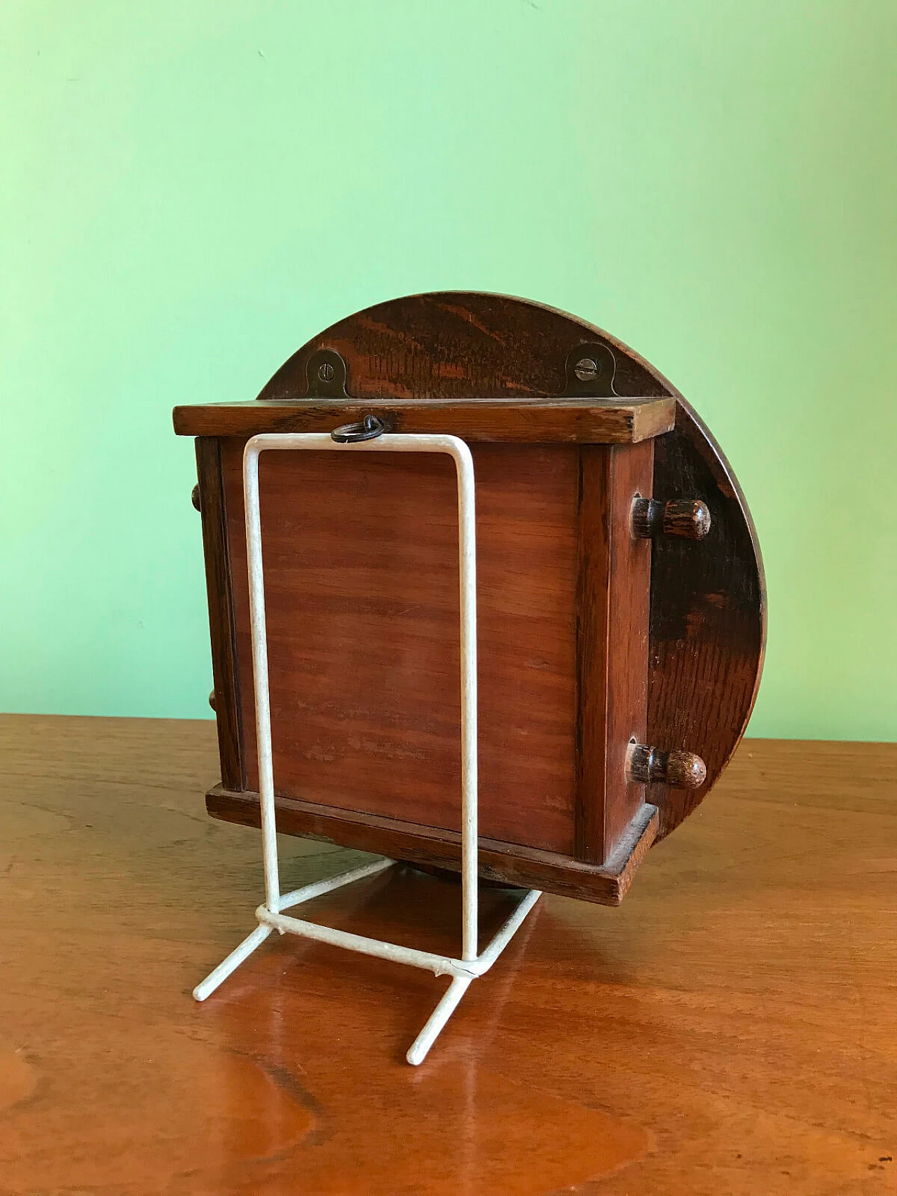 Calendario perpetuo inglese entro cornice in rovere 4