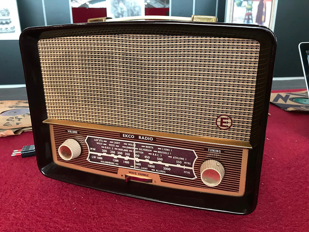 Radio inglese modello "U245" della casa Ecko anni '50 2