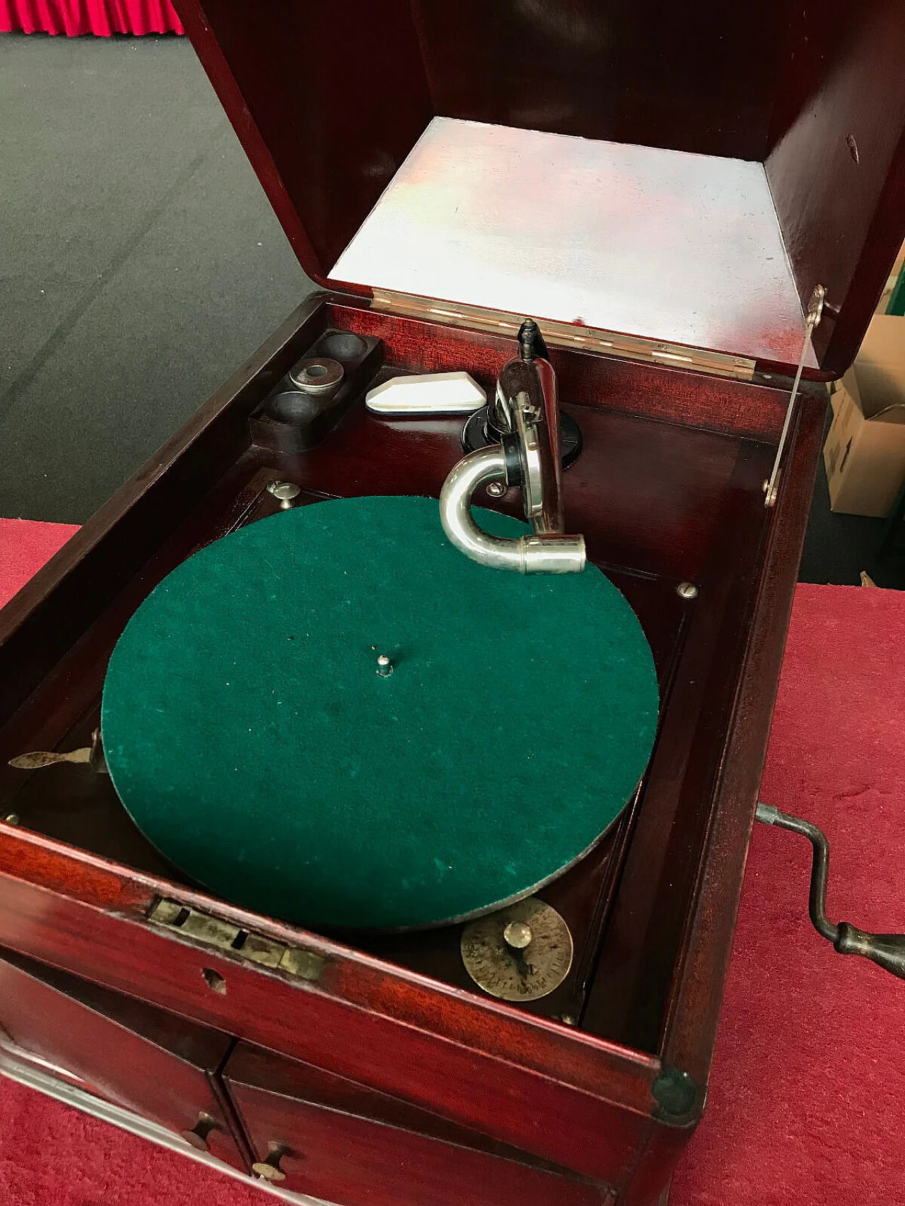 Grammofono da tavolo modello "103 n. 4", La Voce del Padrone 4