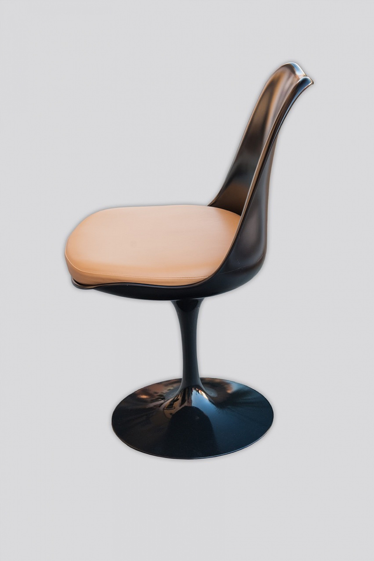 6 "Tulip" black swivel chairs by Eero Sarinen for Knoll 3