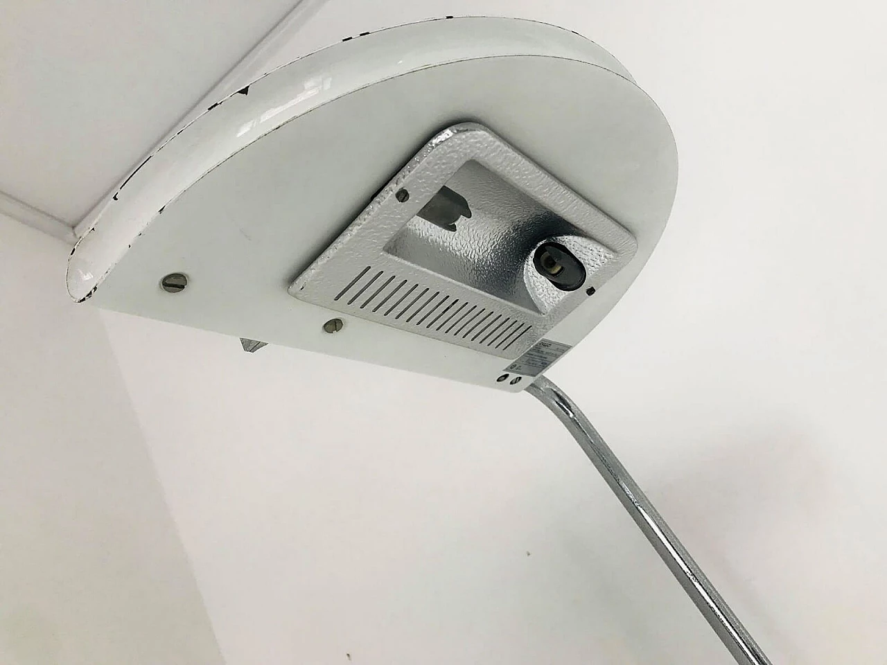 Lampada Mezzaluna Bruno Gecchelin per Skipper, anni '70 6