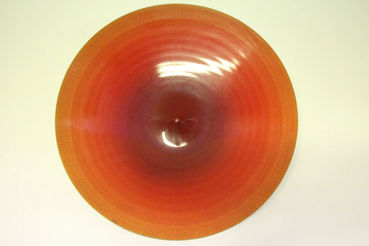 Grande piatto fondo decorativo nei toni dell'arancione in metallo 5