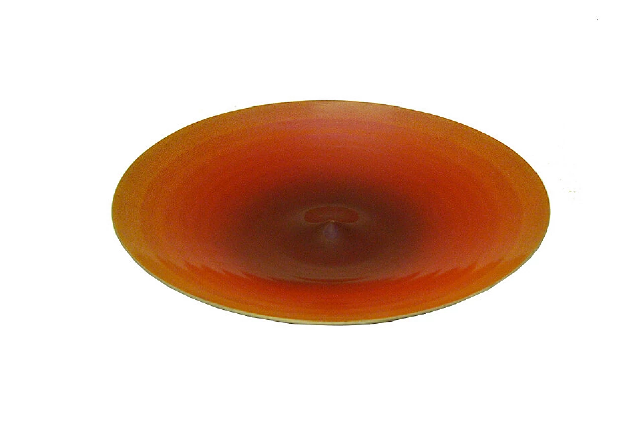 Grande piatto fondo decorativo nei toni dell'arancione in metallo 1