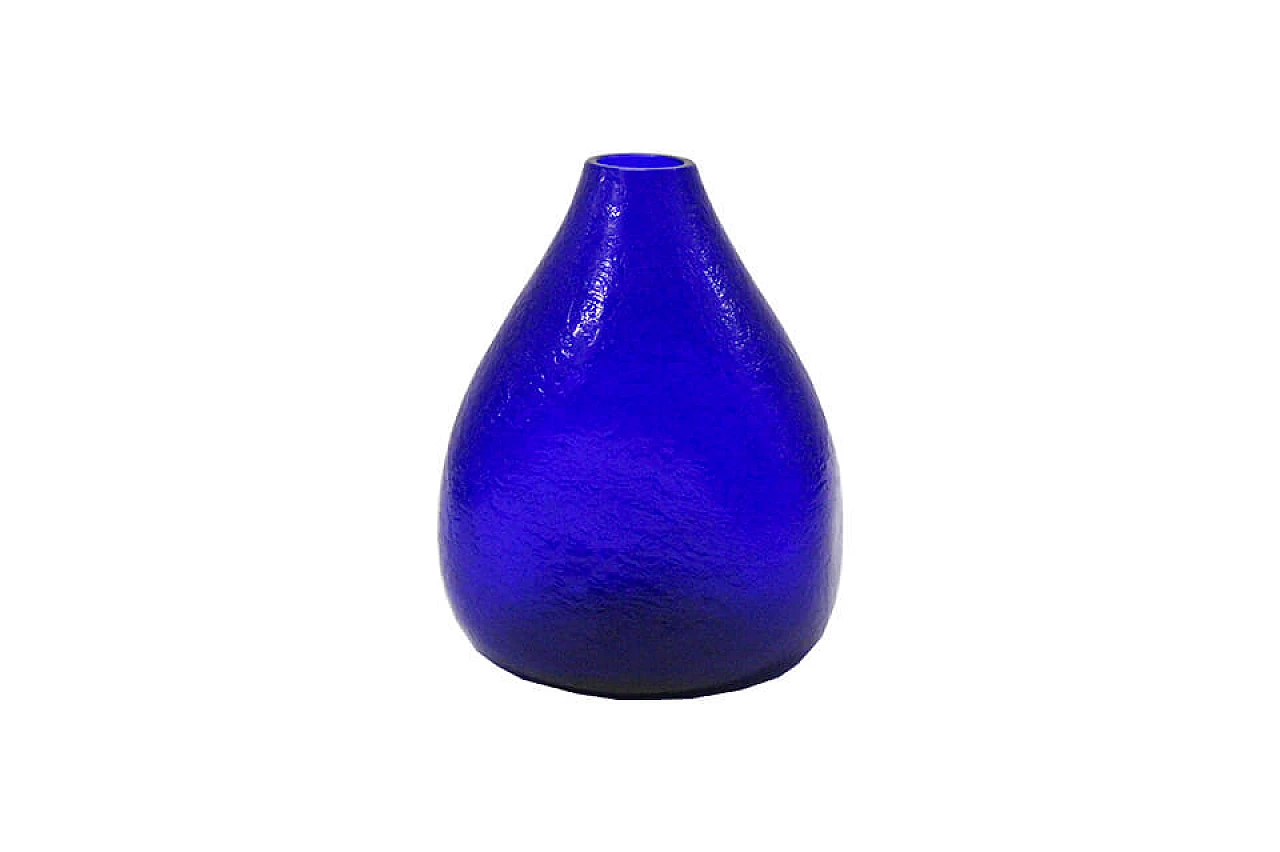 Vaso a goccia blu in vetro acidato di Venini 1