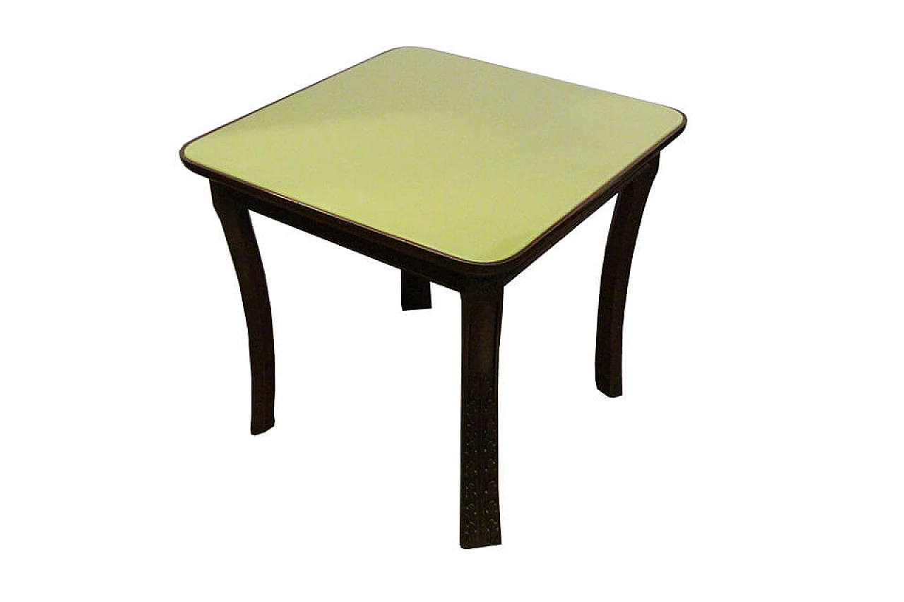 Tavolino intagliato con piano in vetro verde, anni '50 1