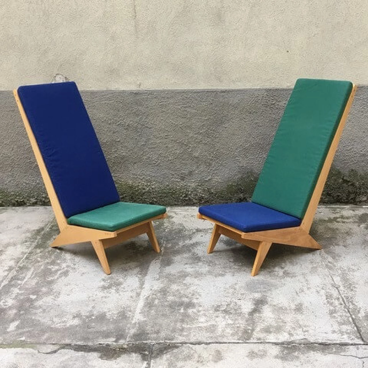 Pair of armchairs with elongated backrest, Italy '70s 2