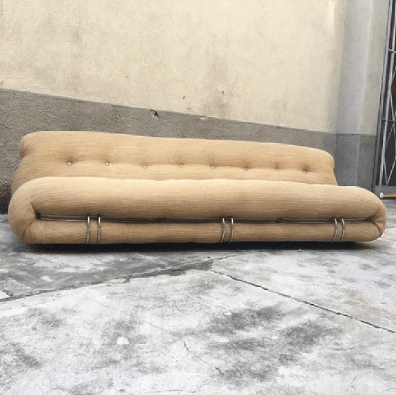 Sofa "Soriana" by Afra and Tobia Scarpa for Cassina 5