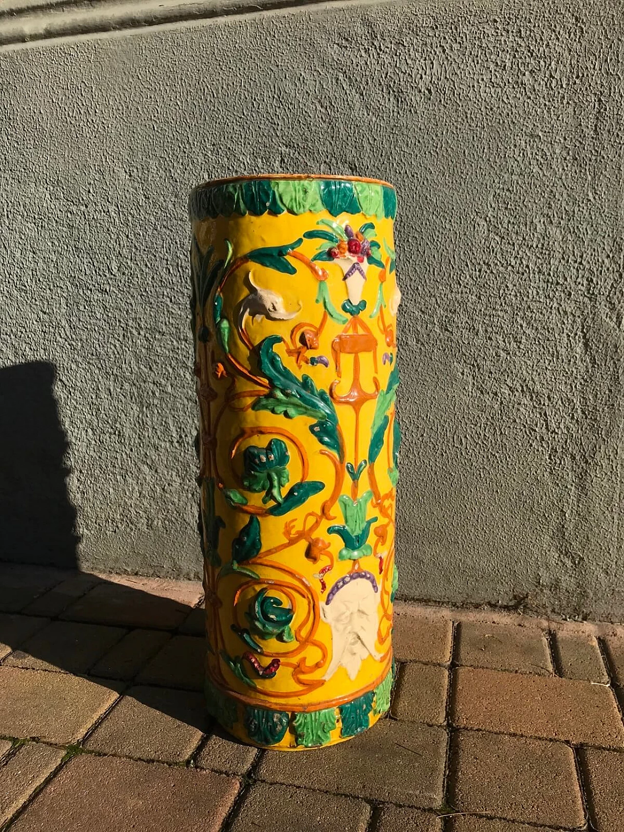 Portaombrelli in terracotta invetriata 2