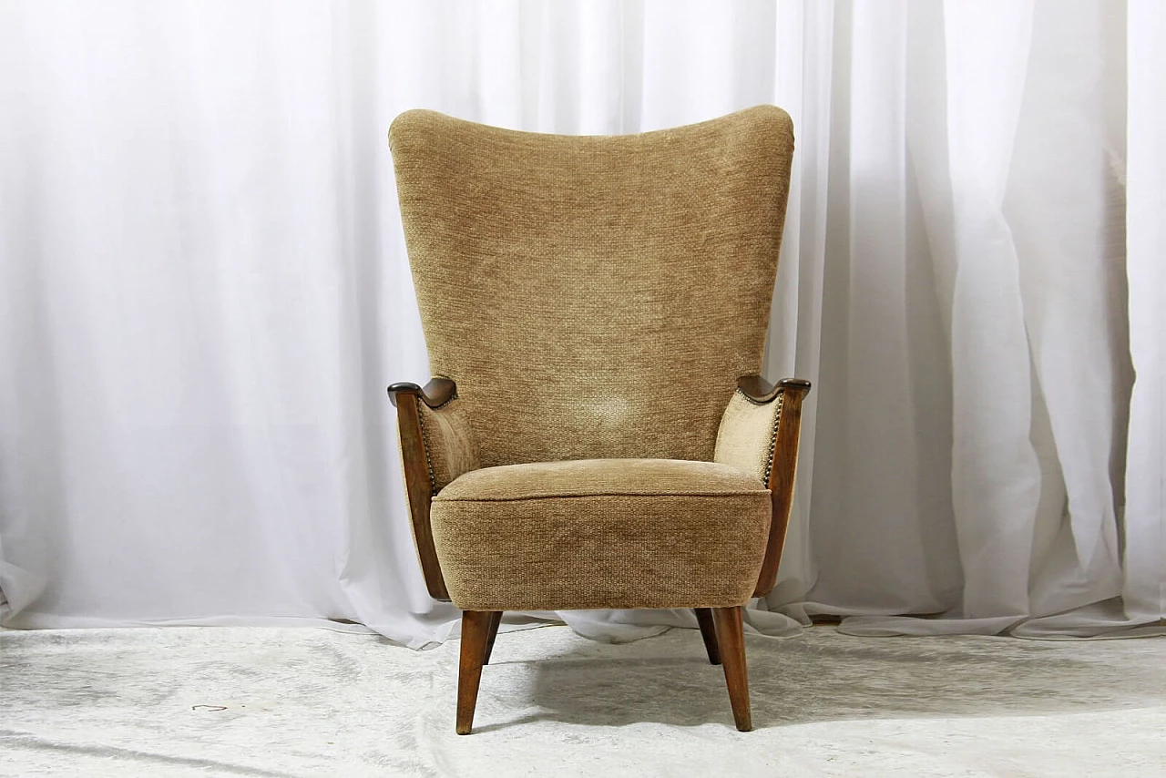 Vintage velvet armchair 3