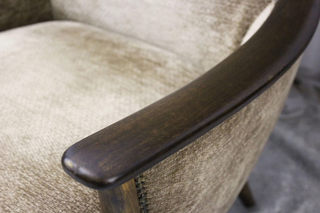 Vintage velvet armchair 7