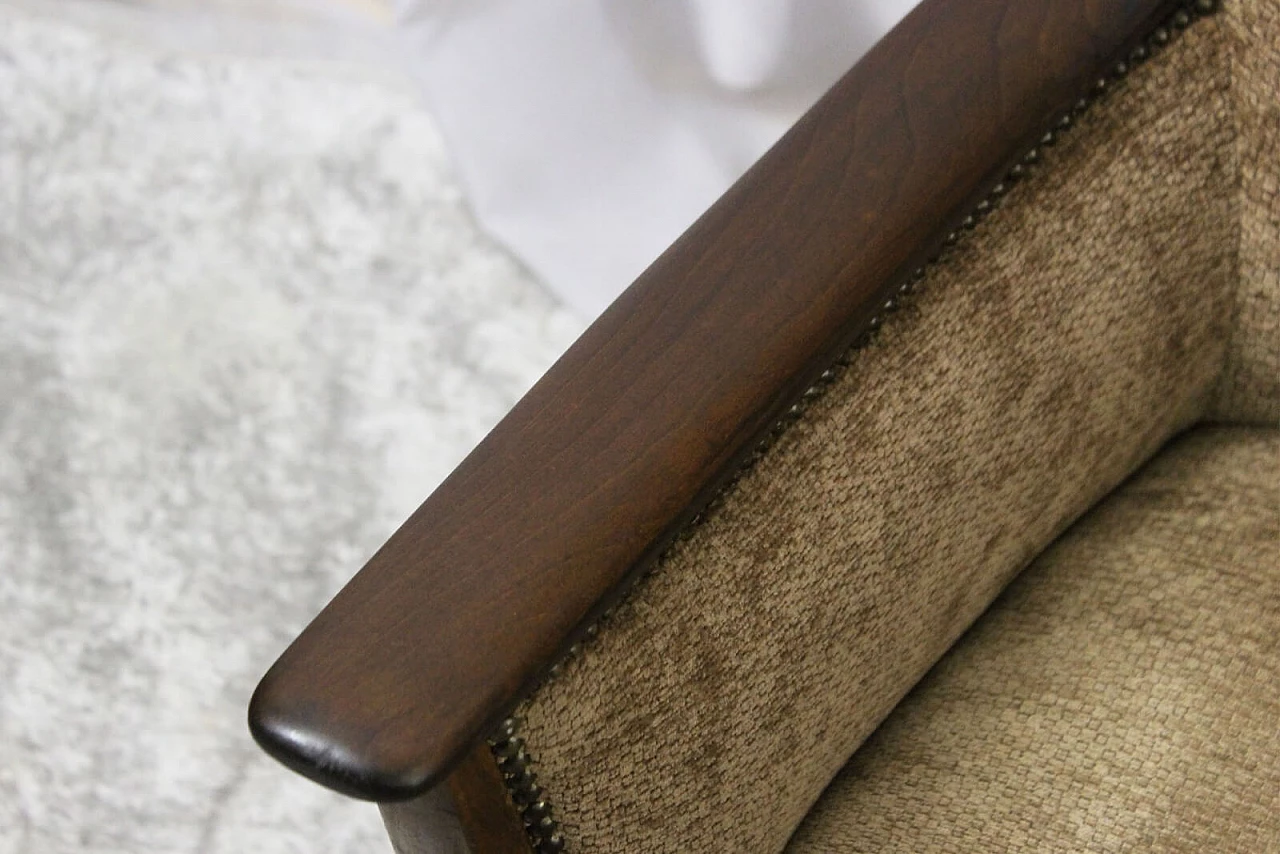 Vintage velvet armchair 9