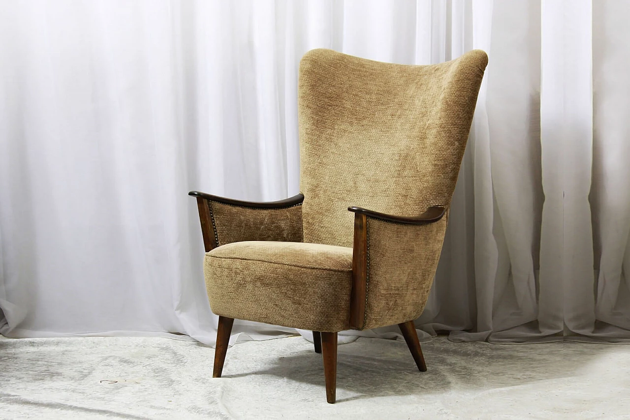 Vintage velvet armchair 2