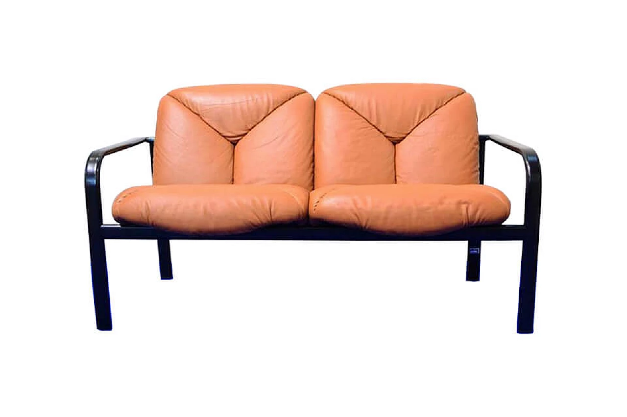Leather sofa by Vico Magistretti for ICF/Knoll, 80's 1